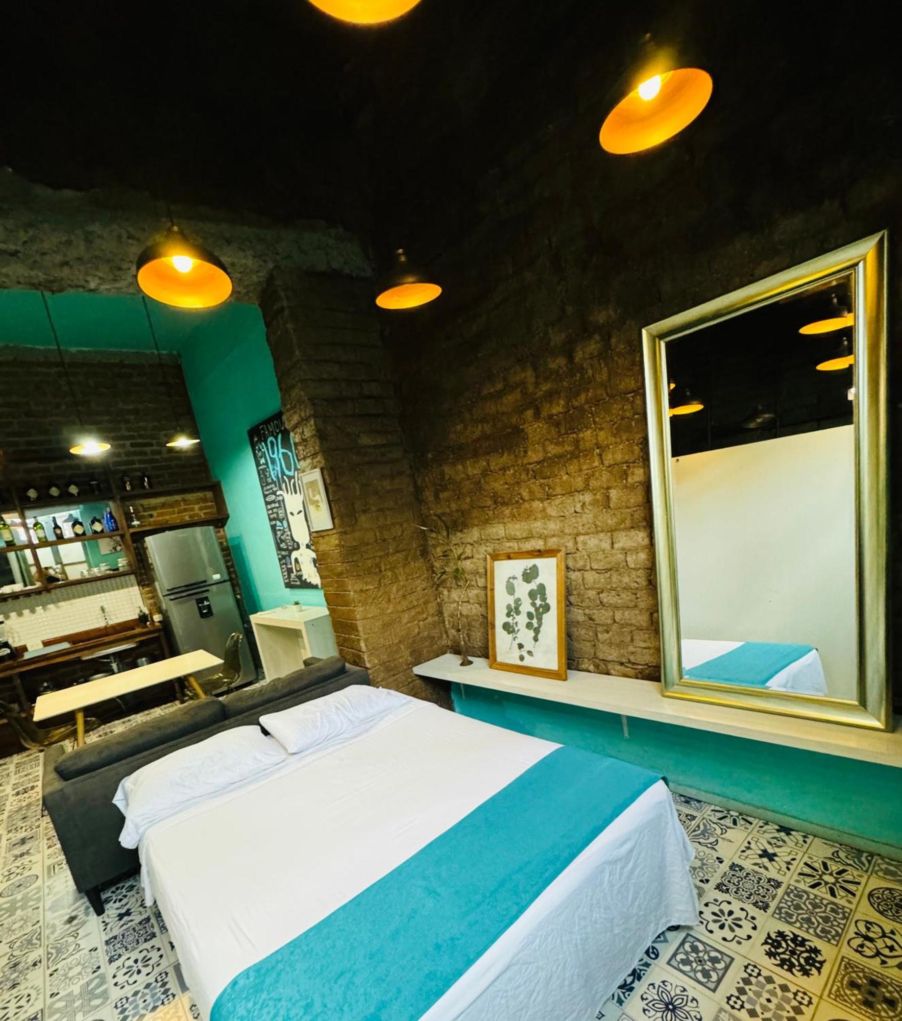 Moonshine Boutique Hostal Cali Exterior photo