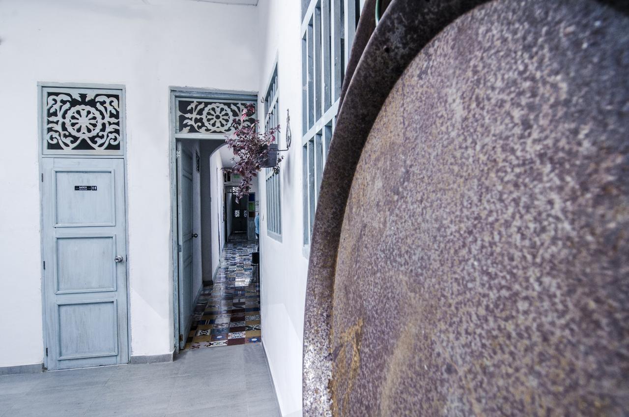 Moonshine Boutique Hostal Cali Exterior photo