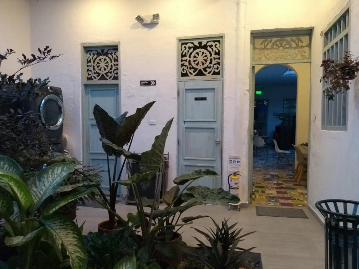 Moonshine Boutique Hostal Cali Exterior photo
